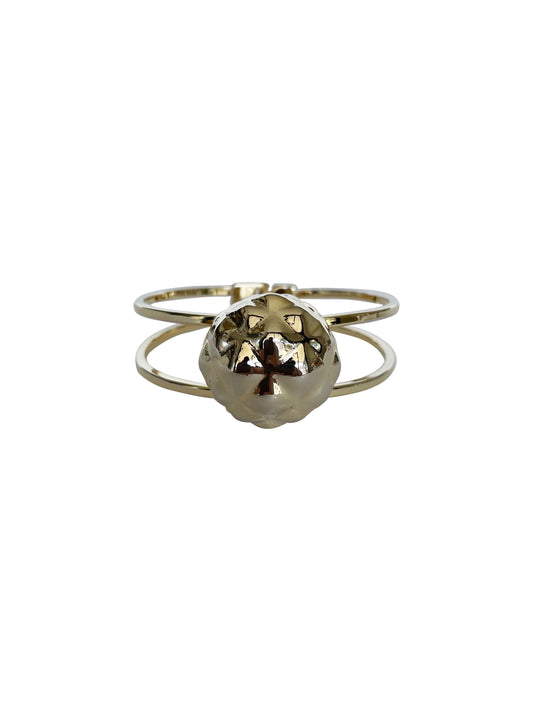 Gold Textured Button Bracelet