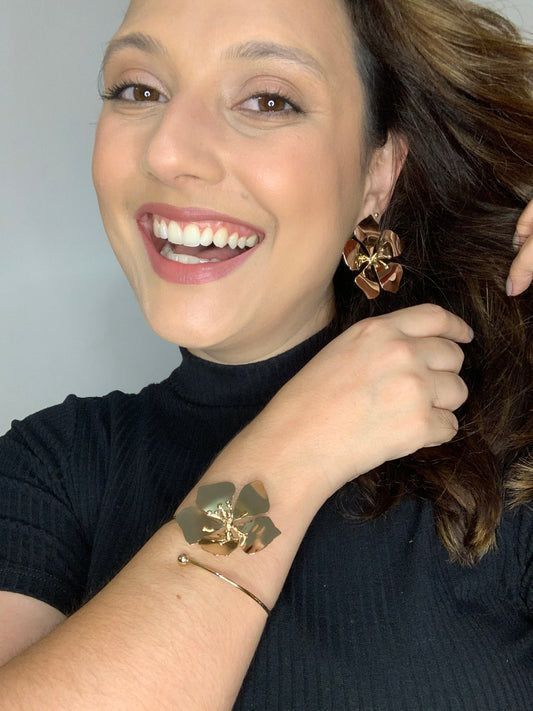 Gold Flower Earrings